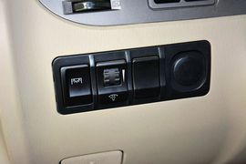 2011款江淮瑞风2.4L一家亲