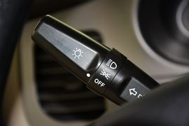 2011款江淮瑞风2.4L一家亲