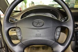 2011款江淮瑞风2.4L一家亲