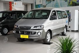 2011款江淮瑞风2.4L一家亲