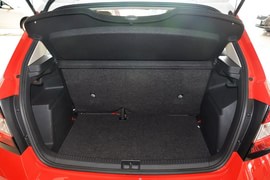 2015款斯柯达晶锐