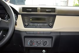 2015款斯柯达晶锐