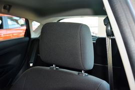 2013款福特嘉年华两厢1.5L自动时尚型