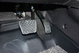 2013款福特嘉年华两厢1.5L自动时尚型