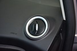 2013款福特嘉年华两厢1.5L自动时尚型