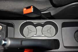 2013款福特嘉年华两厢1.5L自动时尚型