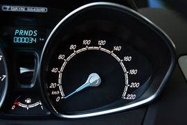 2013款福特嘉年华两厢1.5L自动时尚型