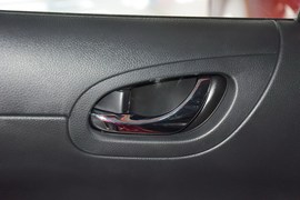 2014款日产骐达1.6L