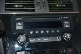 2014款日产骐达1.6L