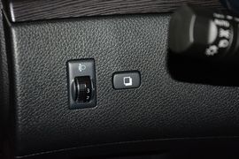 2014款日产骐达1.6L