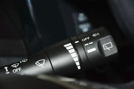 2014款日产骐达1.6L