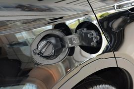 2015款路虎发现神行2.0T