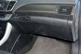 2015款本田雅阁2.0L