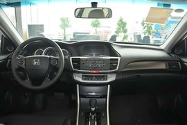 2015款本田雅阁2.0L