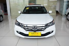 2015款本田雅阁2.0L