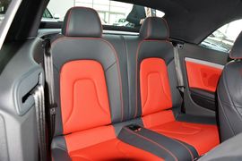 2014款奥迪A5敞篷45TFSI风尚版