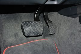 2014款奥迪A5敞篷45TFSI风尚版