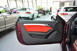 2014款奥迪A5敞篷45TFSI风尚版