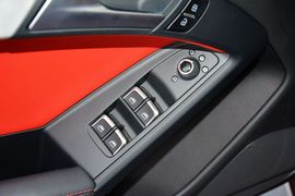 2014款奥迪A5敞篷45TFSI风尚版