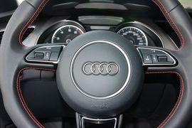 2014款奥迪A5敞篷45TFSI风尚版