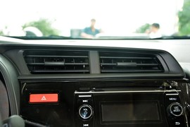 2014款本田飞度1.5L