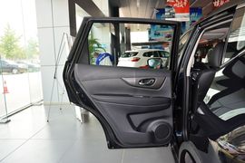 2014款日产奇骏2.0L