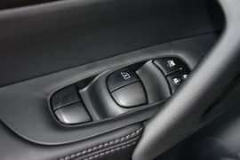 2014款日产奇骏2.0L