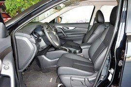 2014款日产奇骏2.0L