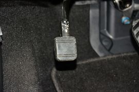2014款日产奇骏2.0L