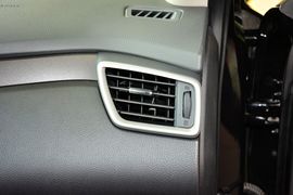 2014款日产奇骏2.0L