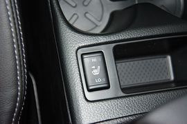 2014款日产奇骏2.0L