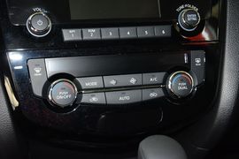 2014款日产奇骏2.0L