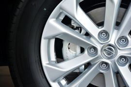 2014款日产奇骏2.0L