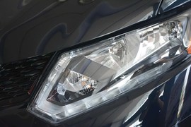 2014款日产奇骏2.0L
