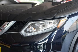 2014款日产奇骏2.0L