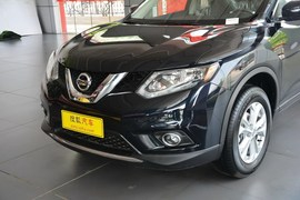 2014款日产奇骏2.0L