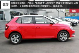 成都斯柯达晶锐实拍