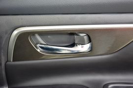2015款日产天籁2.0L