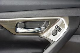 2015款日产天籁2.0L