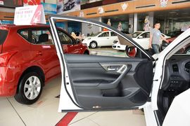 2015款日产天籁2.0L