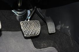 2015款日产天籁2.0L