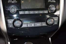 2015款日产天籁2.0L