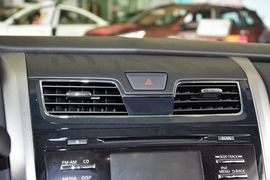 2015款日产天籁2.0L