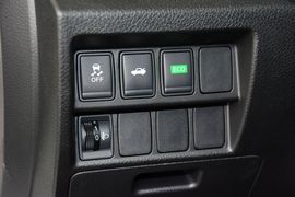 2015款日产天籁2.0L