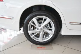 2015款日产天籁2.0L