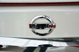 2015款日产天籁2.0L