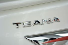 2015款日产天籁2.0L