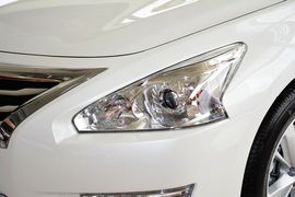 2015款日产天籁2.0L
