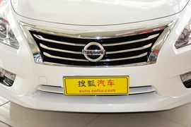 2015款日产天籁2.0L
