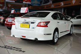 2015款日产天籁2.0L